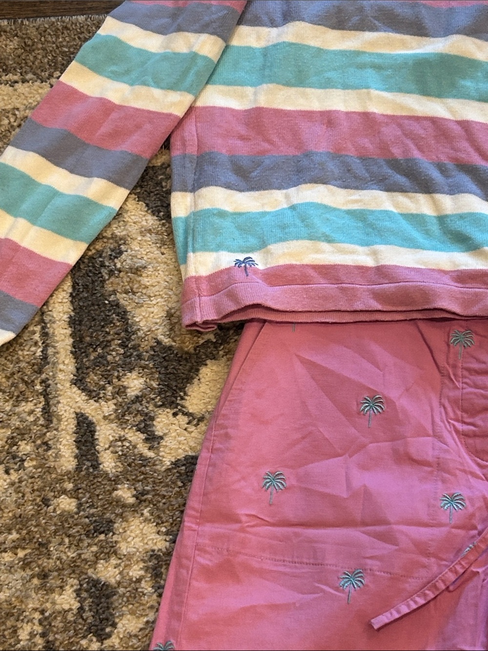 Lilly Pulitzer 2 Pc Set Women’s Pink Palm Wide Leg Pants Striped V Neck Top - Picture 3 of 13